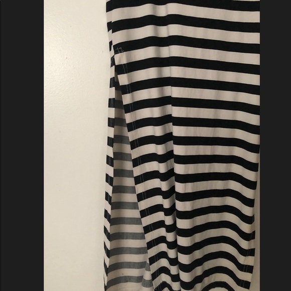 Black and white strip women shirt - Picture 2 of 4
